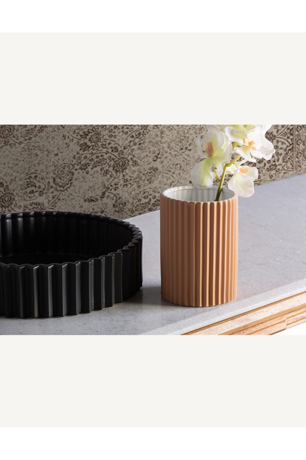Black Fluted Ceramics Decor | Vical Home Plissé | Oroa.com