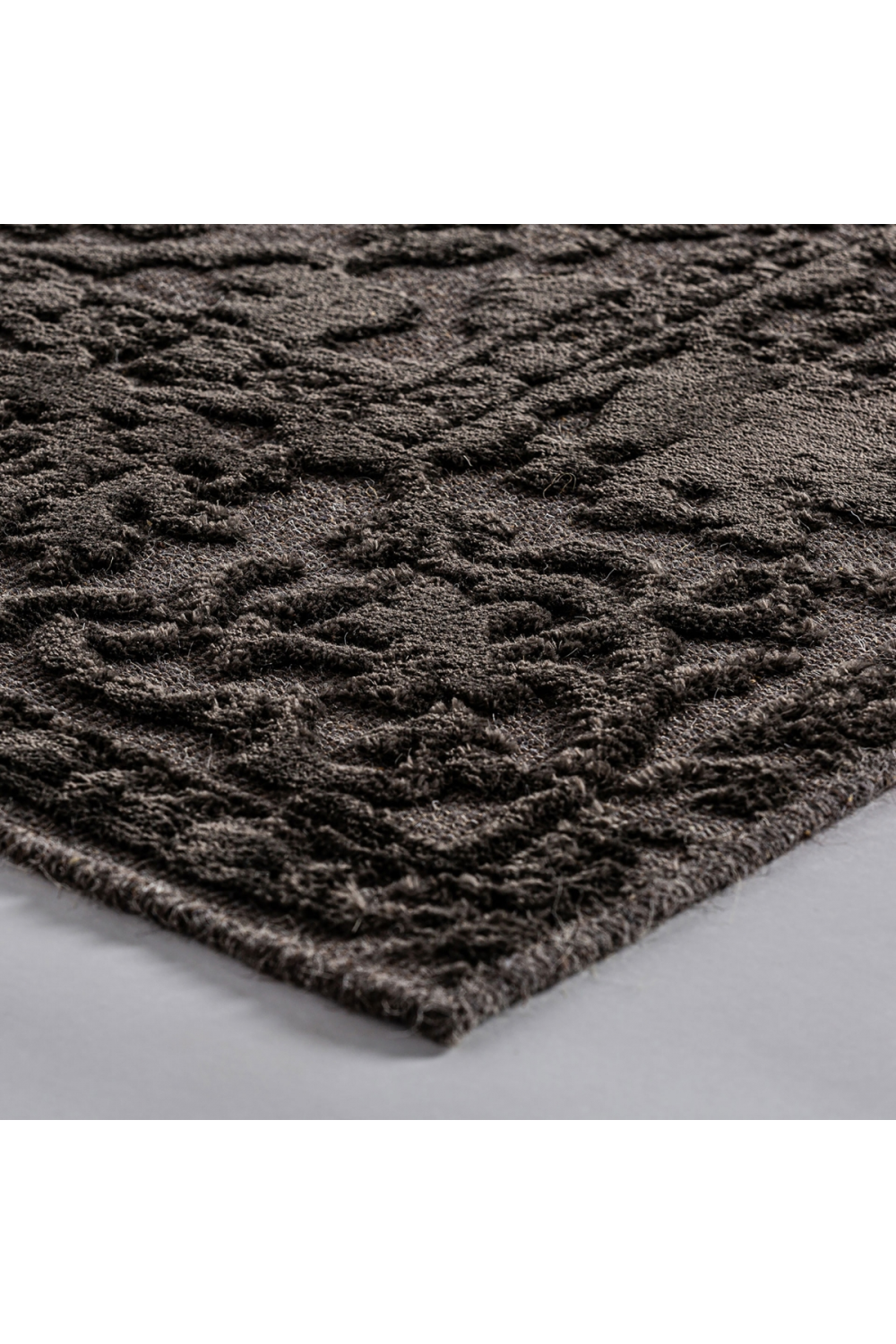 Black Viscose Carpet 6'5" x 9'5" | Vical Home Wera | Oroa.com