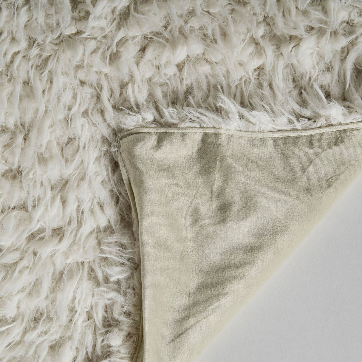 Modern furniture - Cotton Fur Plaid - www.oroa.com | Oroa.com