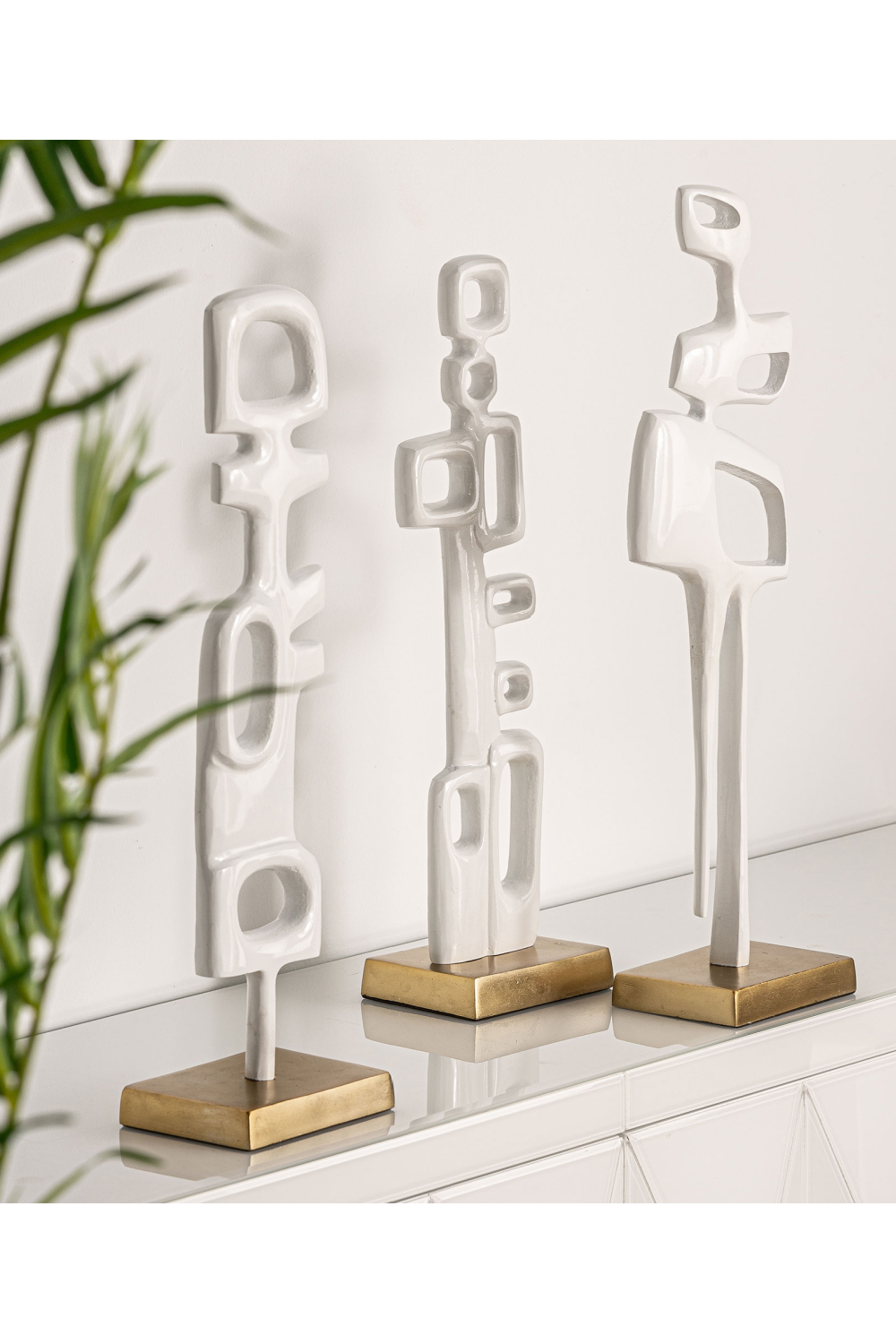 White Contemporary Decor Figure (2) | Vical Home Hubble | Oroa.com