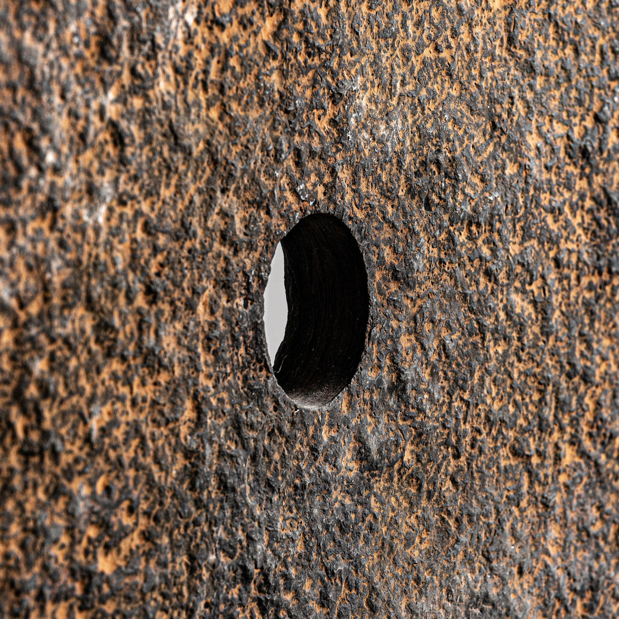 Brown Stone Round Decorative Figure | Oroa.com