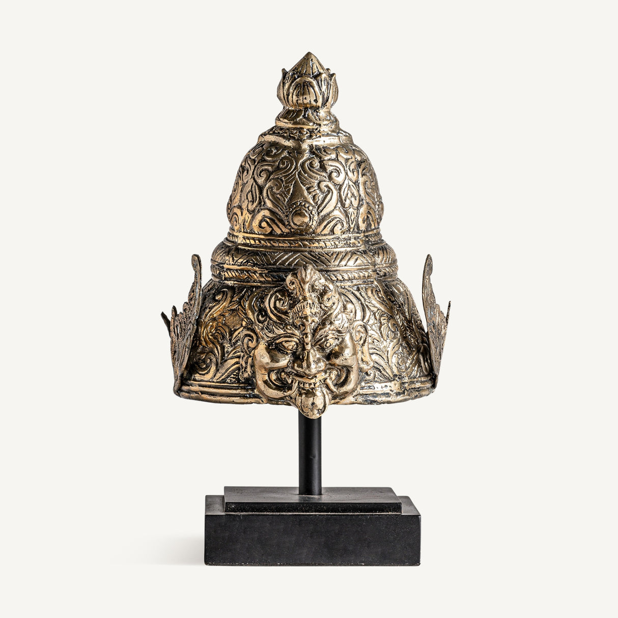 Bronze Carved Decorative Figure | Oroa.com