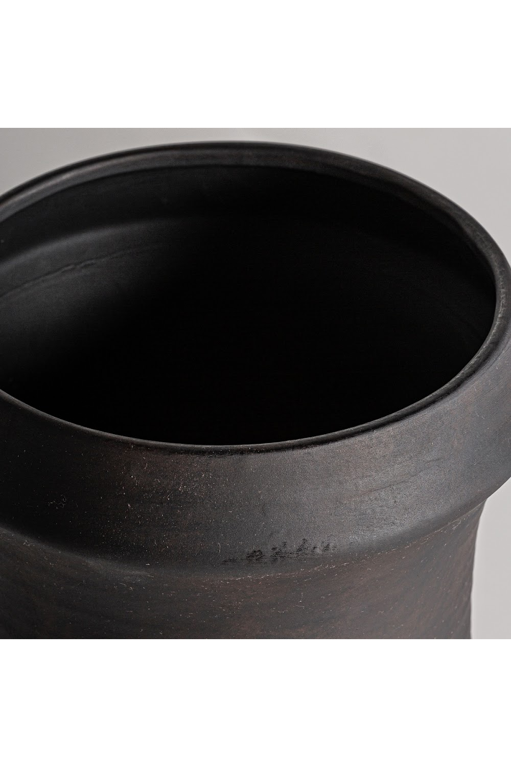 Black Ceramic Art Deco Vase (2) | Vical Home Nohae | Oroa.com