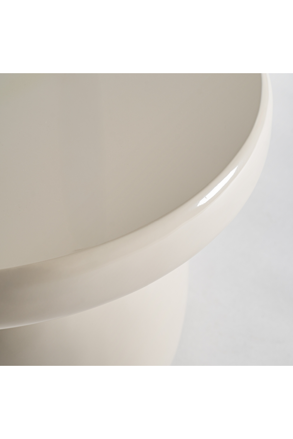 White Fiber Glass Side Table | Oroa.com