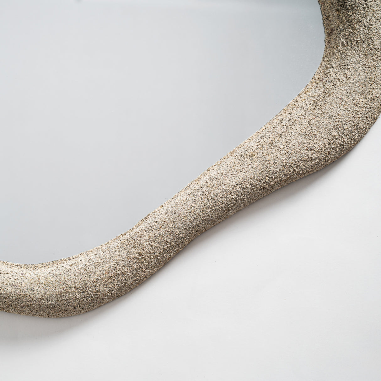 Cream Organic-Shaped Mirror | Oroa.com