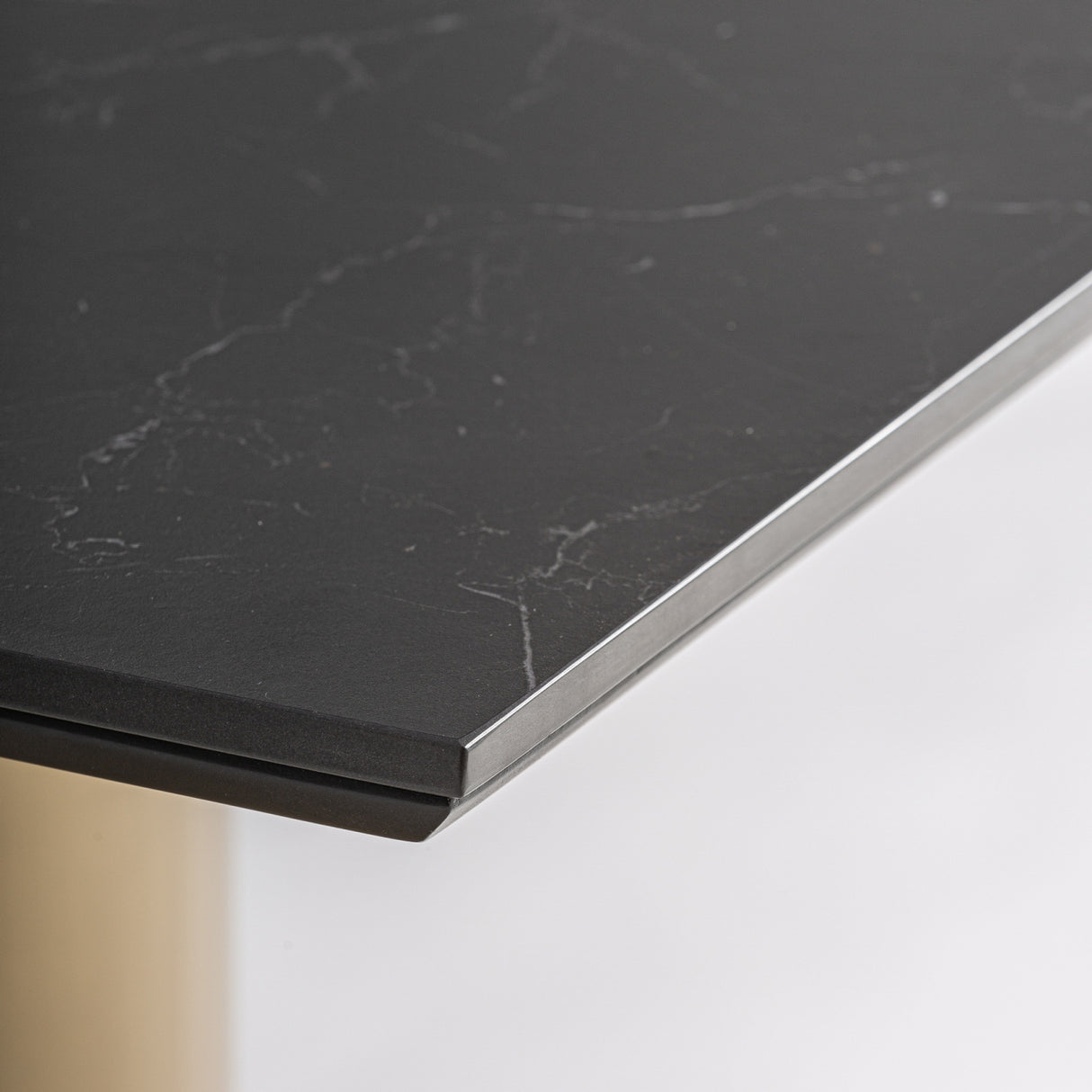Black Porcelain Square Bar Table | Oroa.com