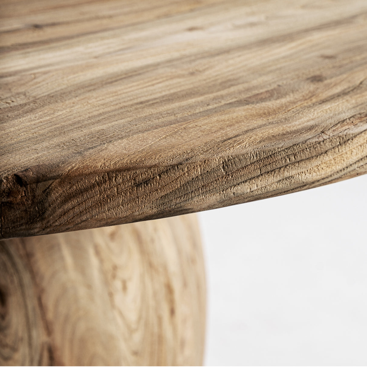 Teak Round Base Dining Table | Oroa.com
