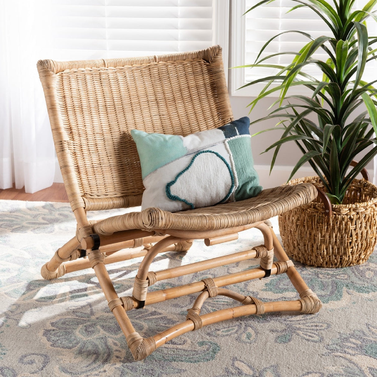 Modern European furniture - Natural Rattan Foldable Lounge Chair - www.oroa.com