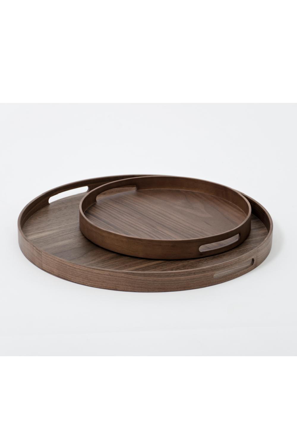 Wooden Round Tray | Wireworks Busboy | Oroa.com