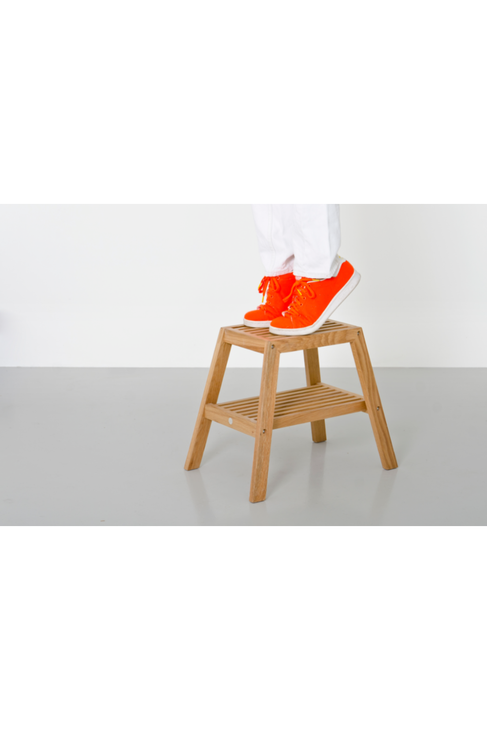 2-Level Oak Step Stool | Wireworks Slatted | Oroa.com