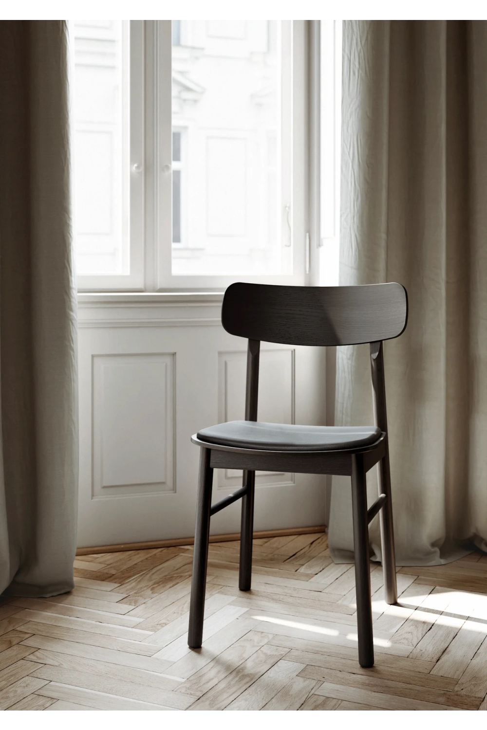 Leather Seat Dining Chair | WOUD Soma | OROA.com