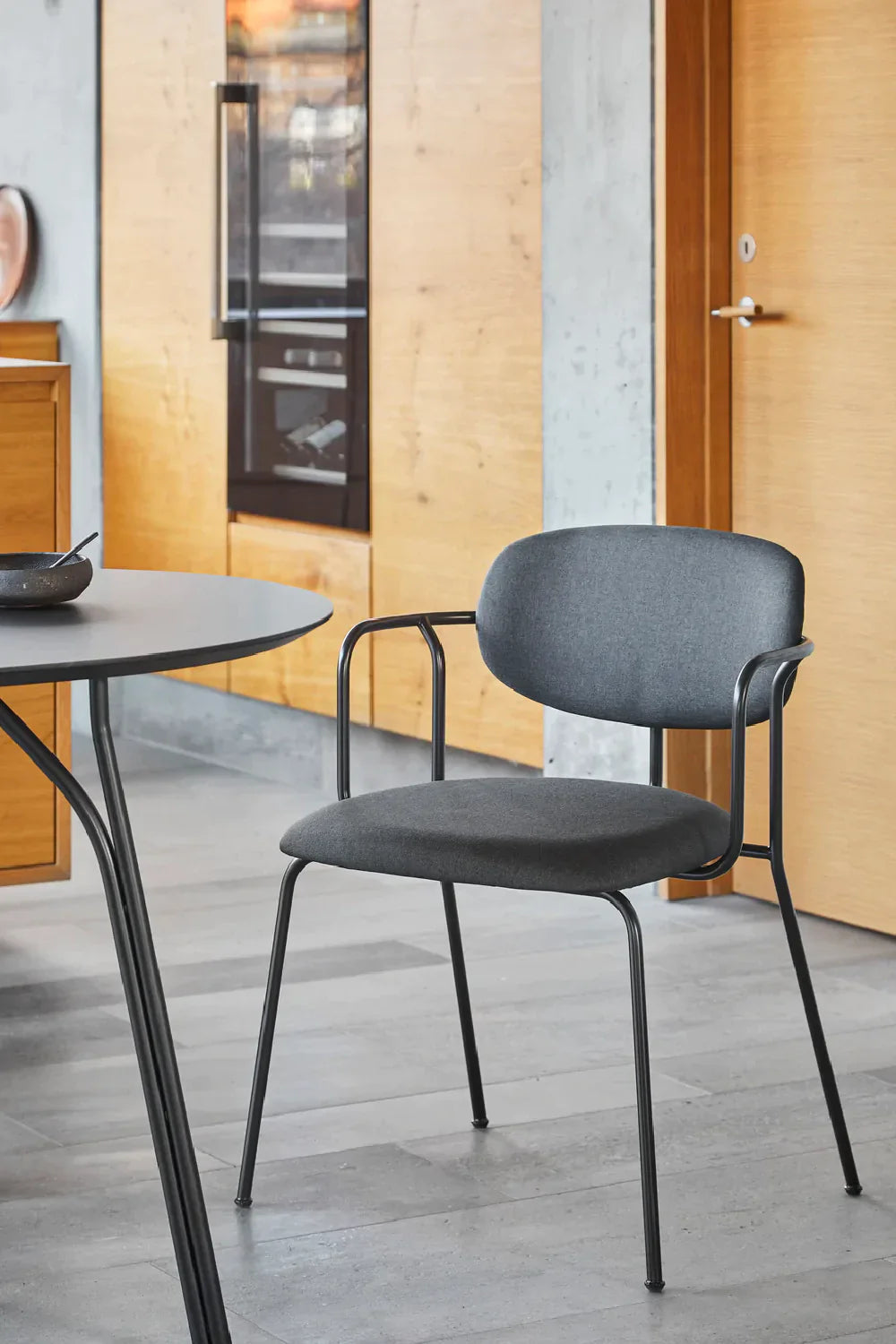 Traditional Minimalist Dining Armchair | WOUD Frame | OROA.com