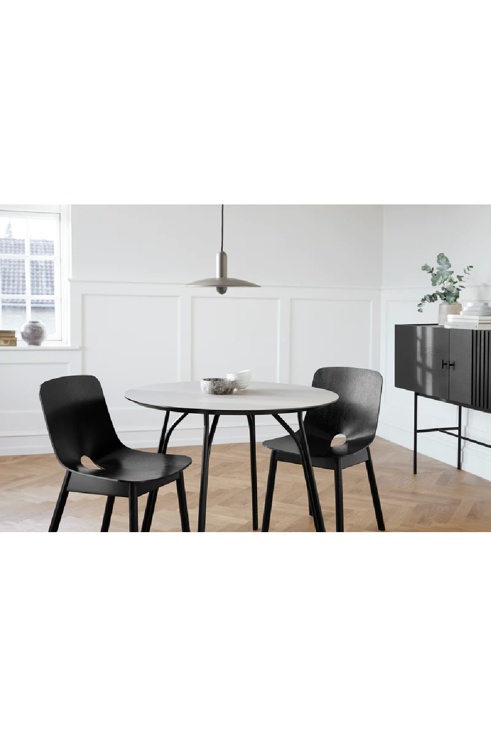 Minimalist Round Dining Table S | WOUD Tree | OROA.com