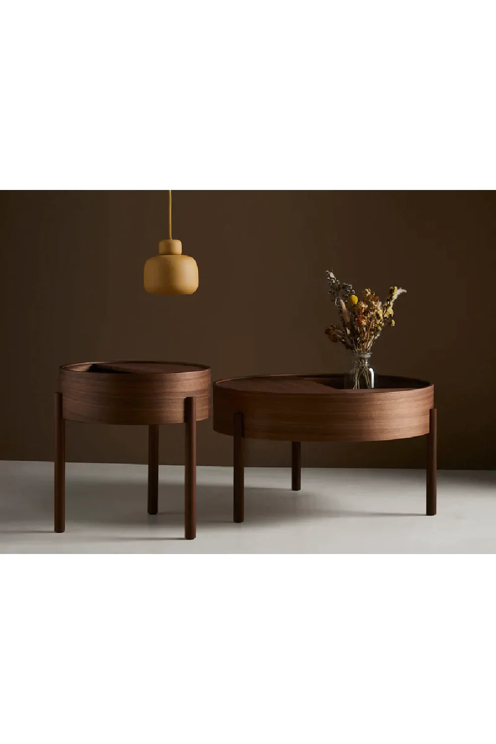 Contemporary Round Side Table | WOUD Arc | OROA.com