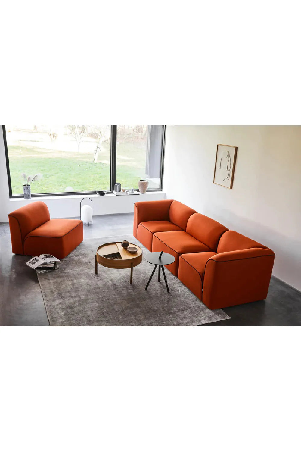 Contemporary Round Coffee Table M | WOUD Arc | OROA.com