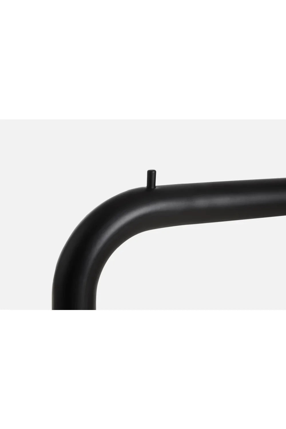 Black Metal Clothing Rack | WOUD O&O | OROA.com