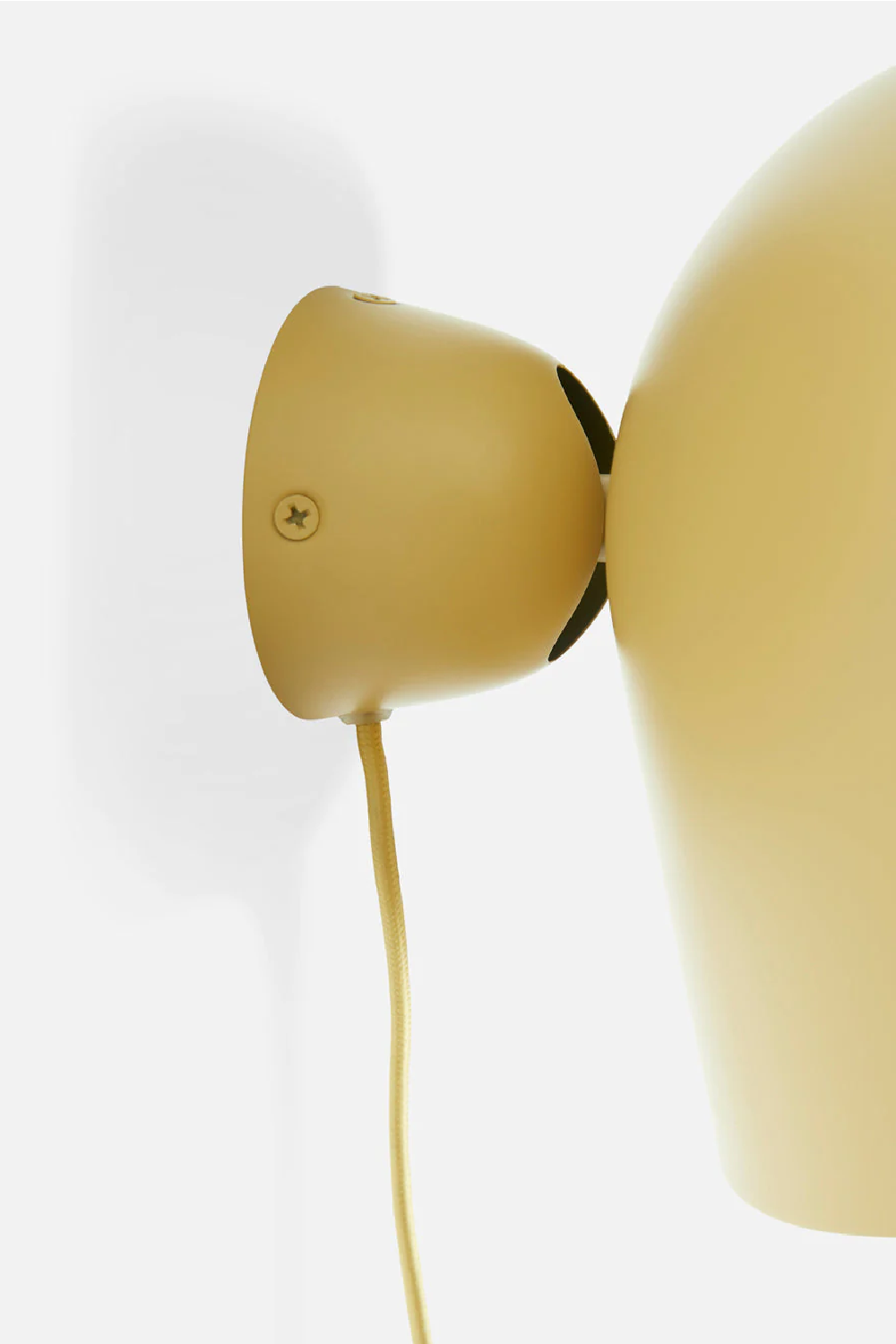 Modern Sculptural Wall Lamp | Oroa.com