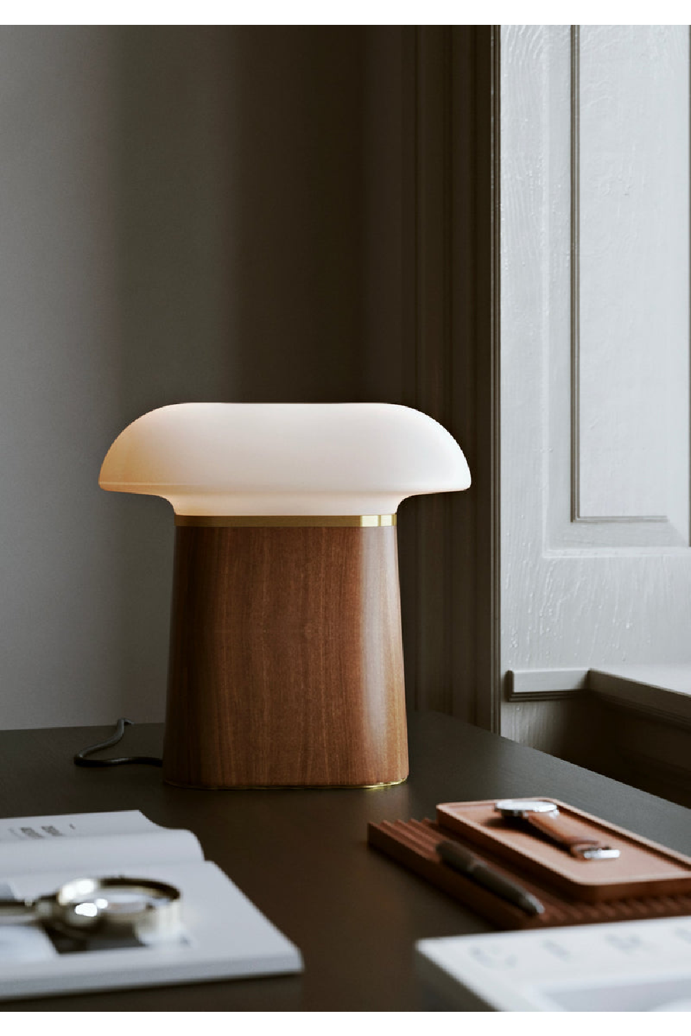 Glass Shade Table Lamp | WOUD Nova | OROA.com