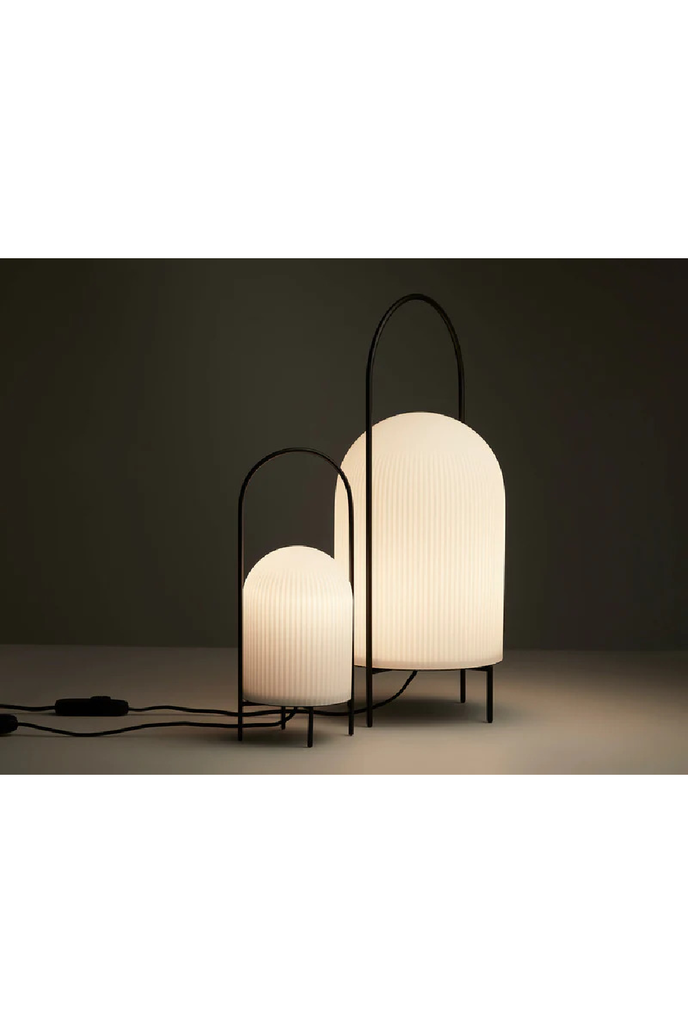 White Glass Contemporary Floor Lamp | WOUD Ghost | OROA.com