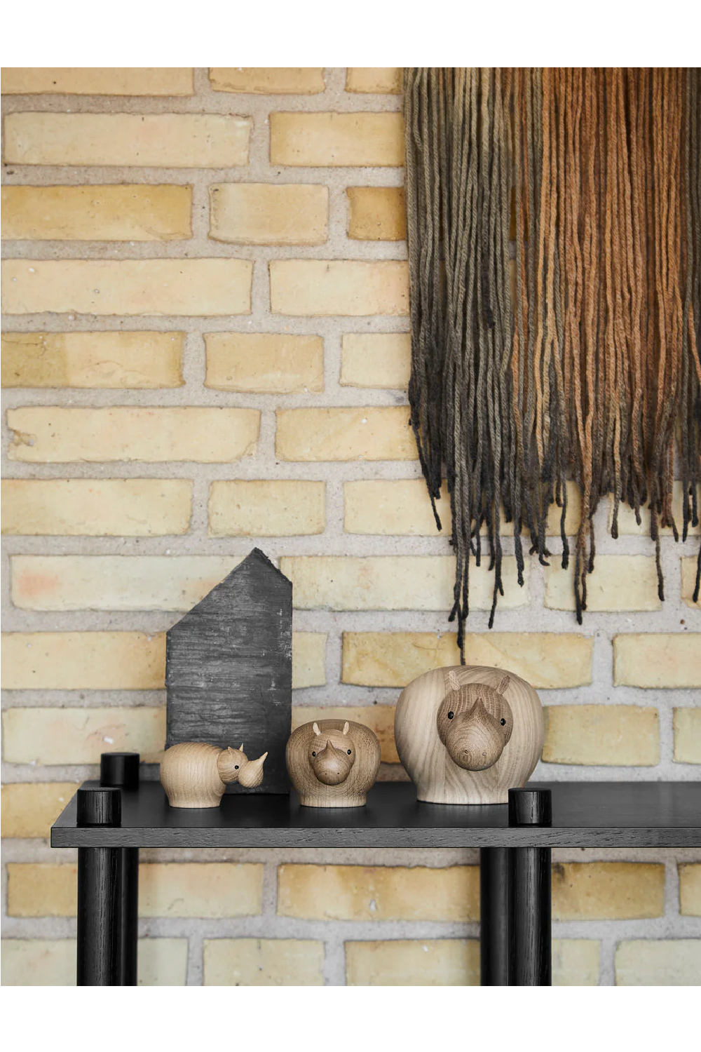 Oak Rhinoceros Sculpture | WOUD Rina | OROA.com