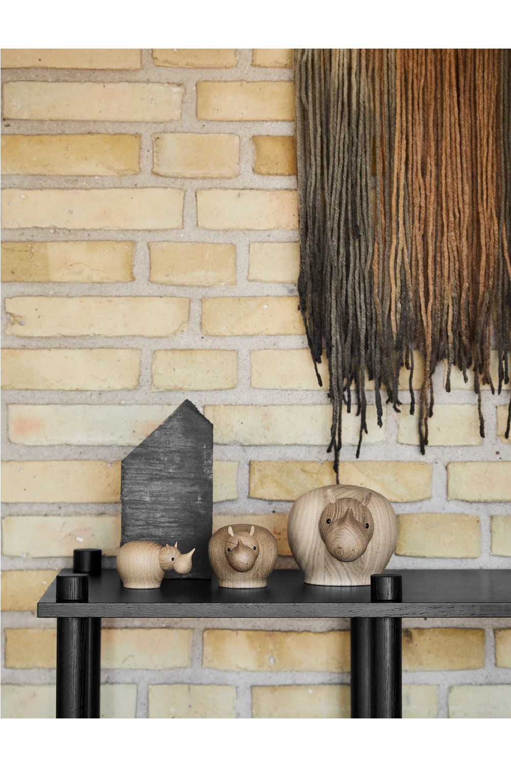 Oak Rhinoceros Sculpture | WOUD Rina | OROA.com