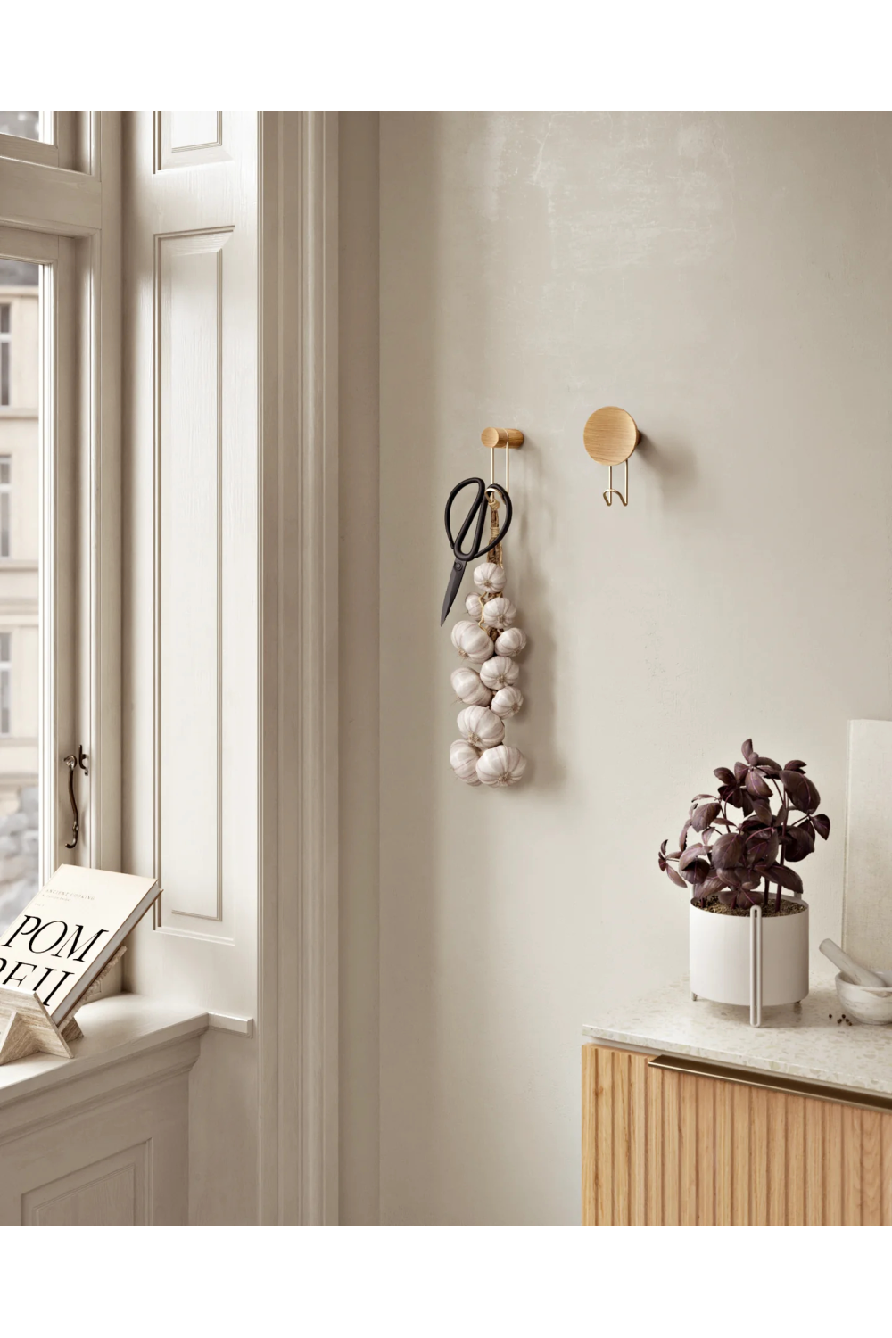 Minimalist Hook Wall Hanger L | WOUD Around | OROA.com