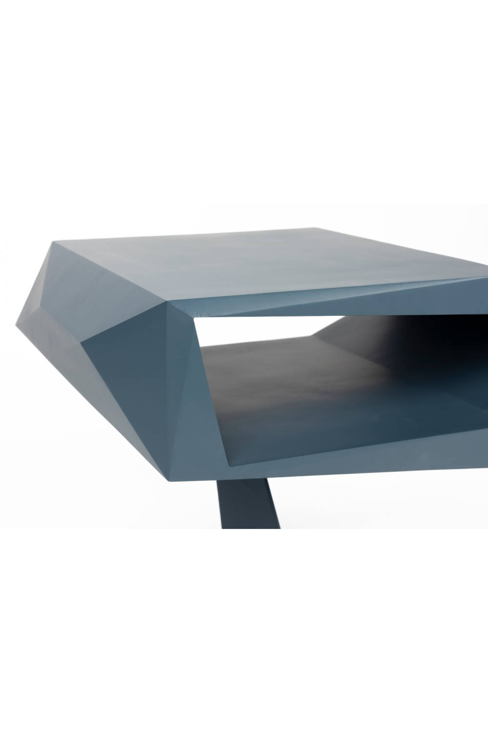 Modern Geometrical Side Table | Zuiver North | OROA.com
