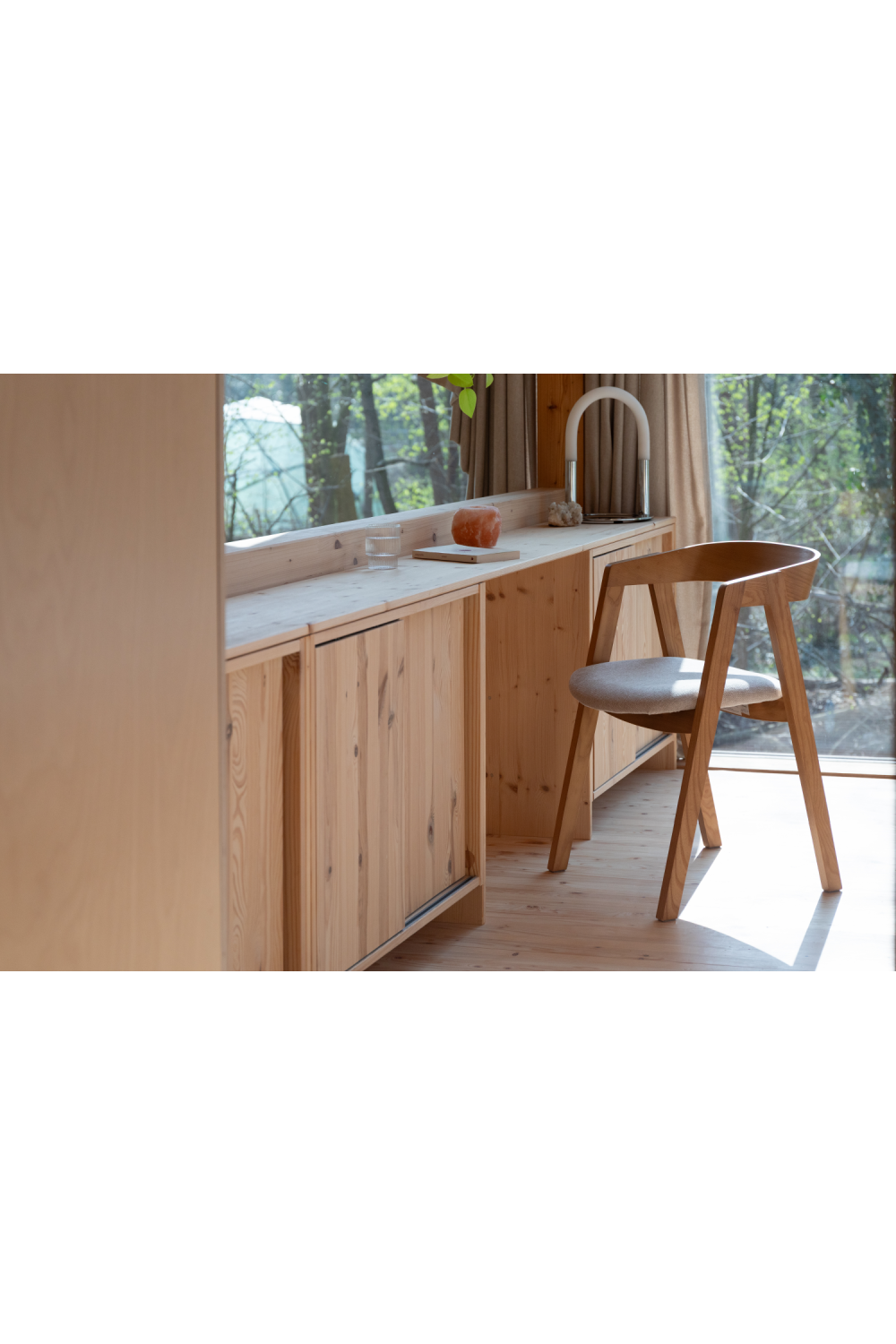 Solid Ash Dining Chair (2) | Zuiver Mads | OROA.com