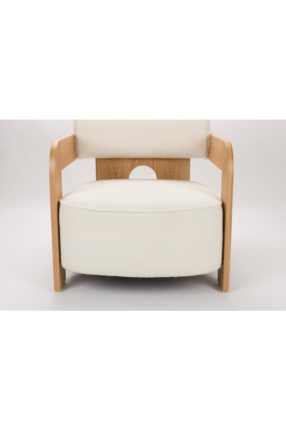 Ash Framed Boucle Lounge Chair | Zuiver Oolong | Oroa.com