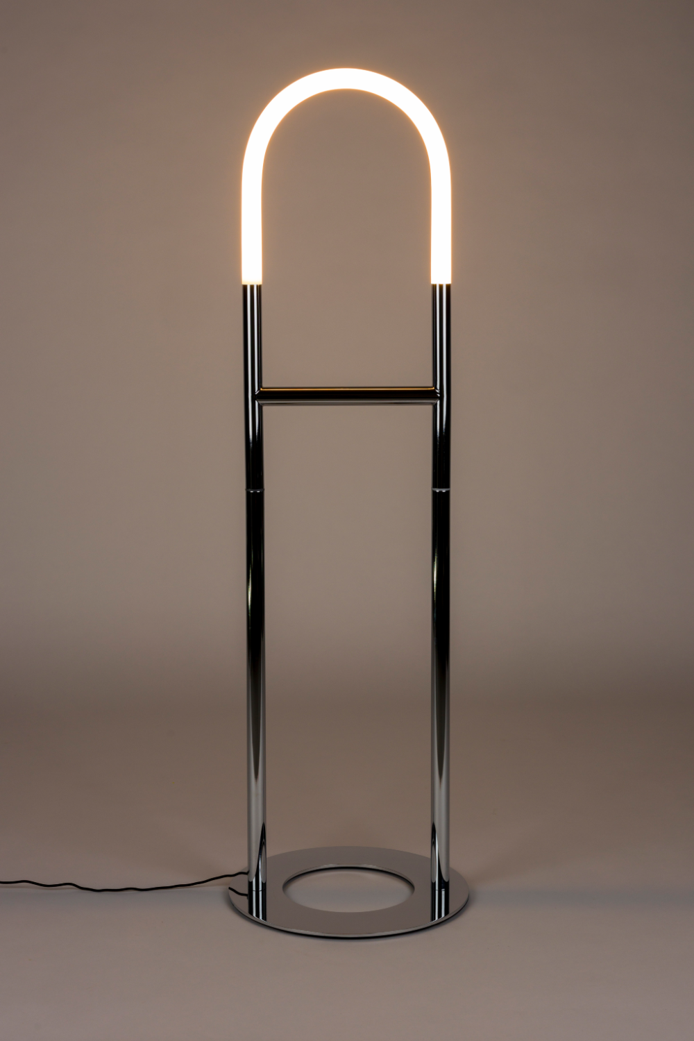 Modern Chrome Floor Lamp | Zuiver Arch | Oroa.com