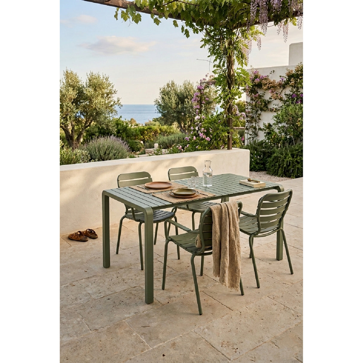 Modern European furniture - Aluminum Garden Table & Armchair Set (4) - www.oroa.com | Oroa.com