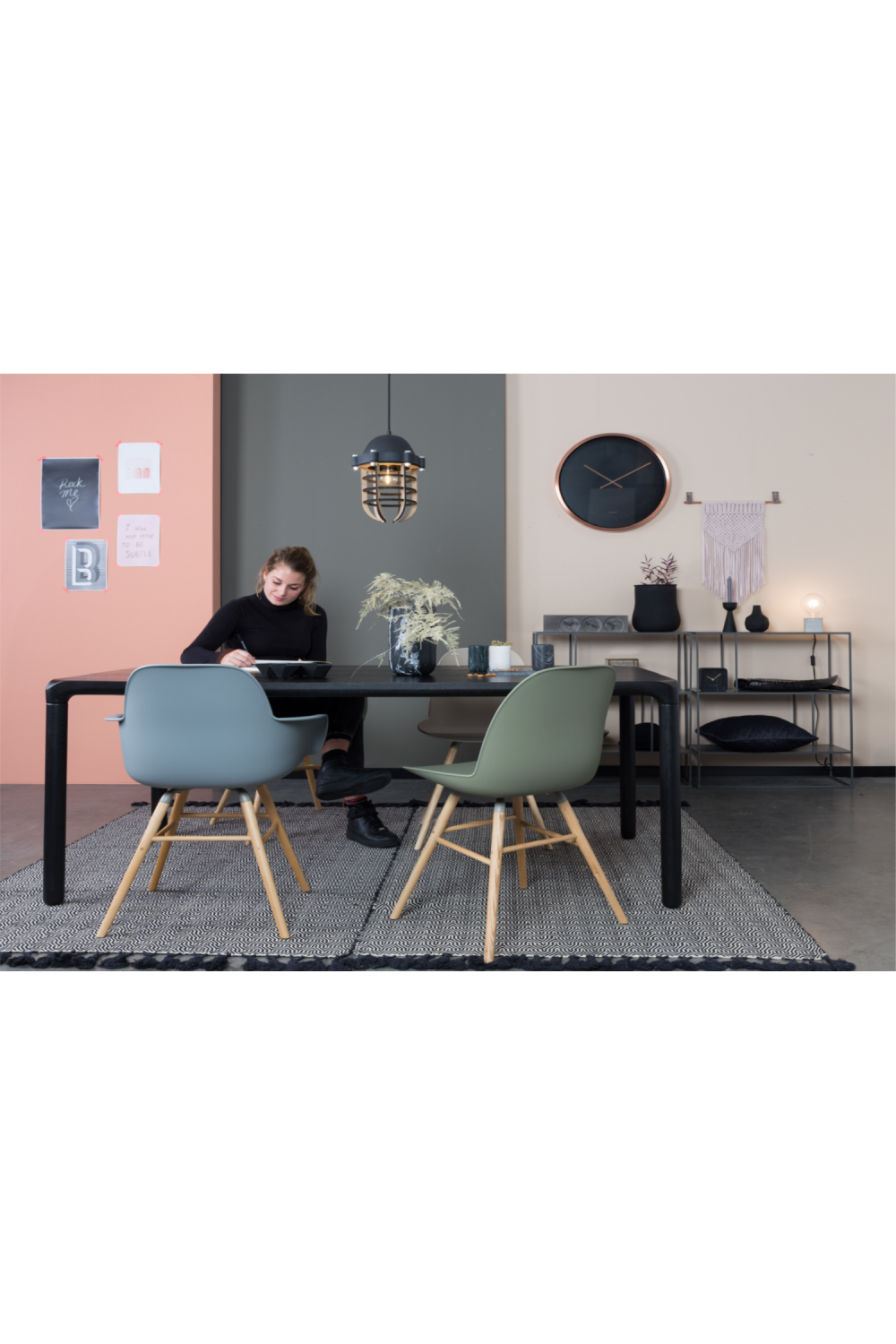 Shell Dining Chairs (2) | Zuiver Albert Kuip | Oroa.com