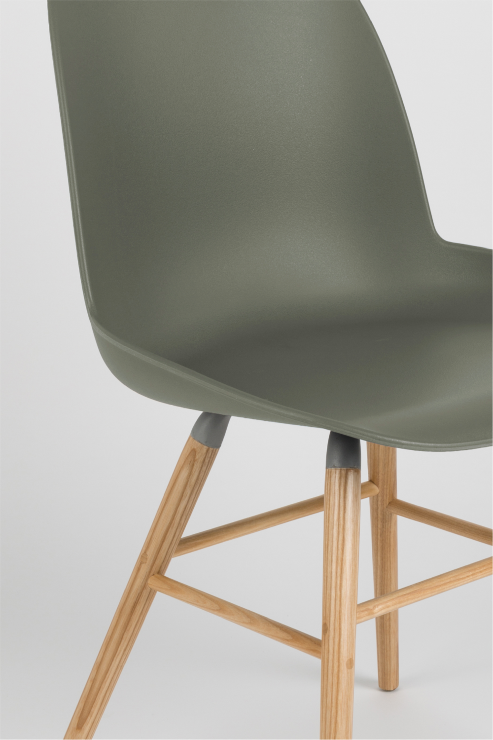 Shell Dining Chairs (2) | Zuiver Albert Kuip | Oroa.com