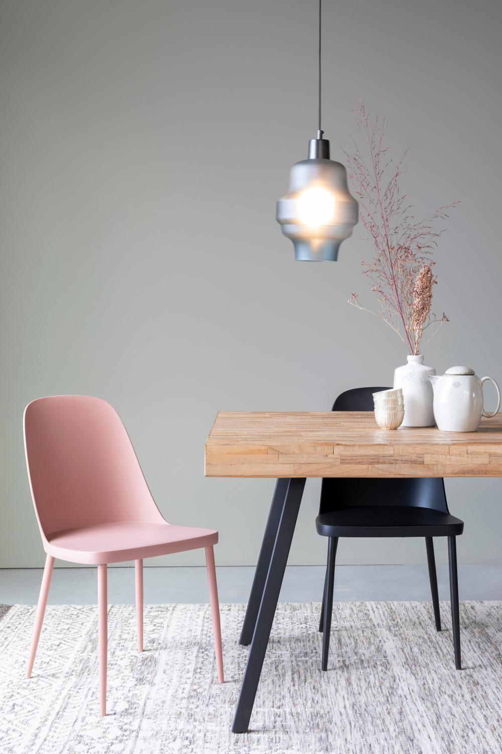 Modern Molded Dining Chairs (2) | DF Pip | Oroa.com