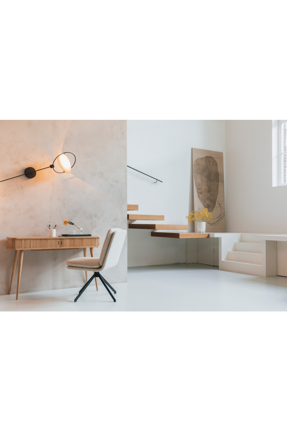 White Quadrupod Chairs (2) | Zuiver Tyler | OROA.com