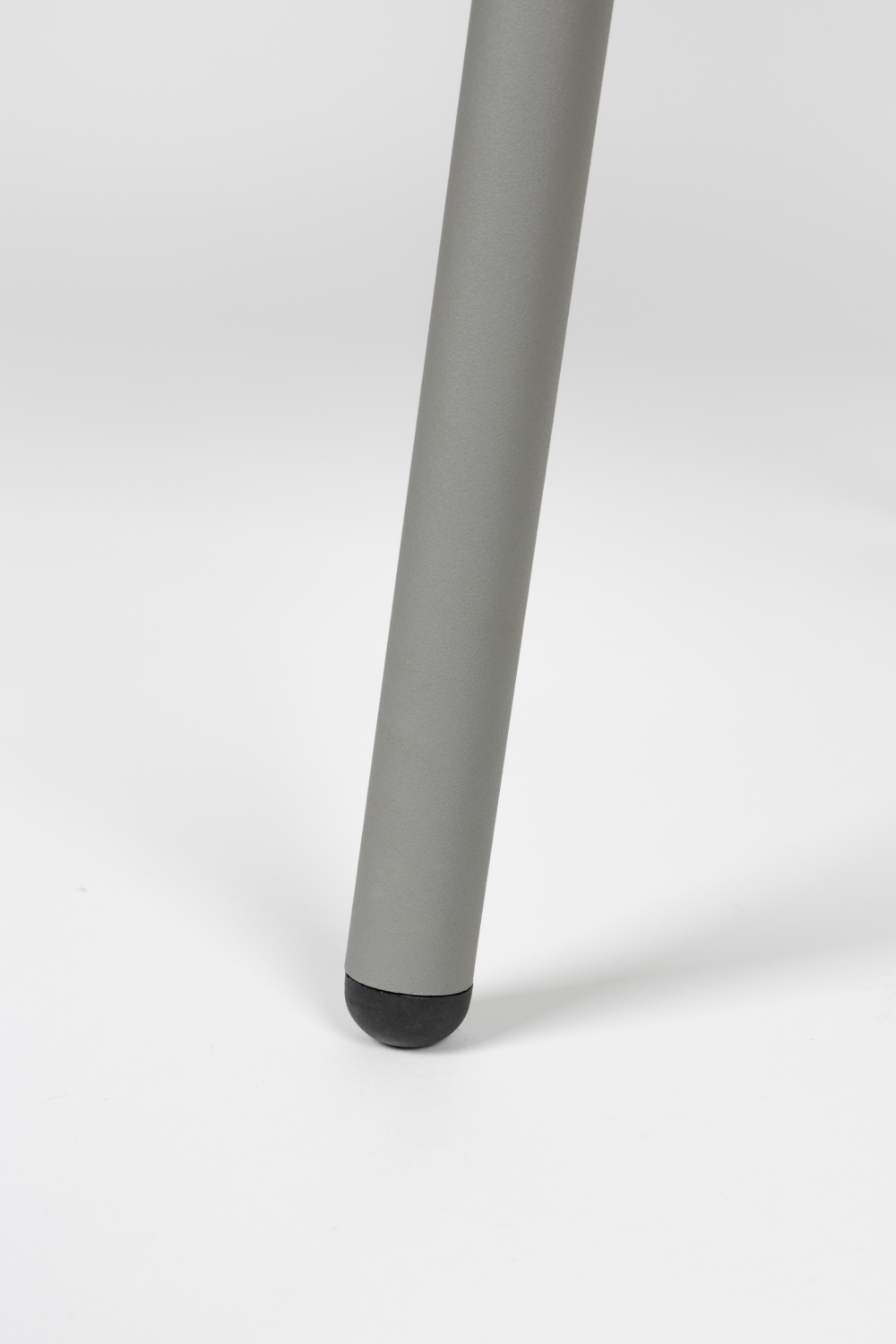 Minimalist Dining Chair (2) | Zuiver Clip | OROA.com