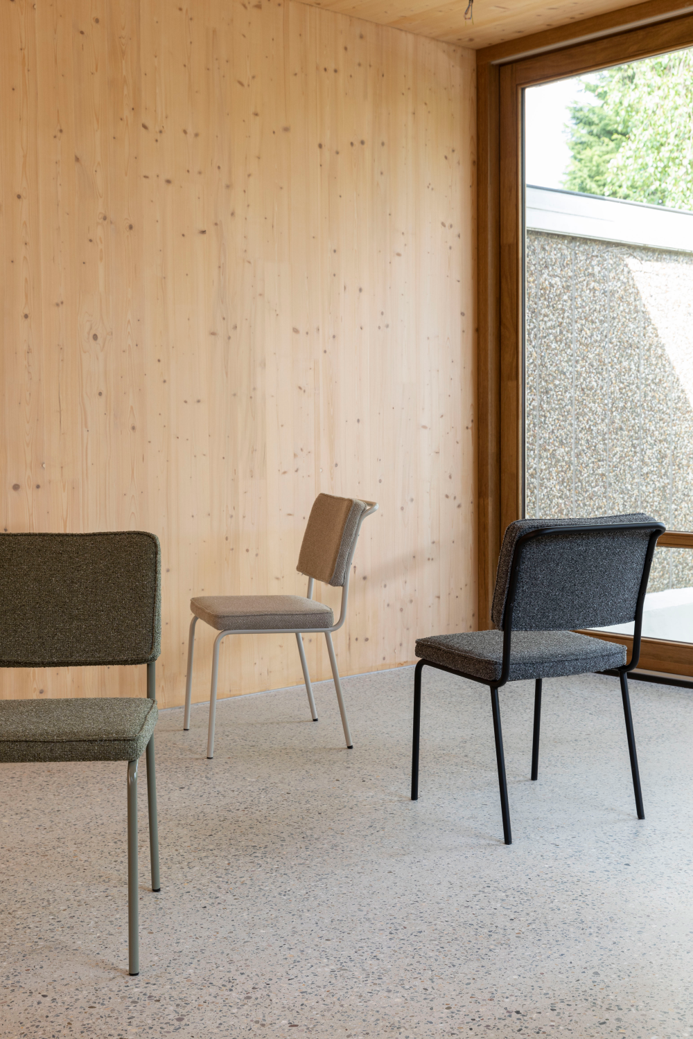 Cushioned Minimalist Dining Chairs (2) | Zuiver Buddy | OROA.com