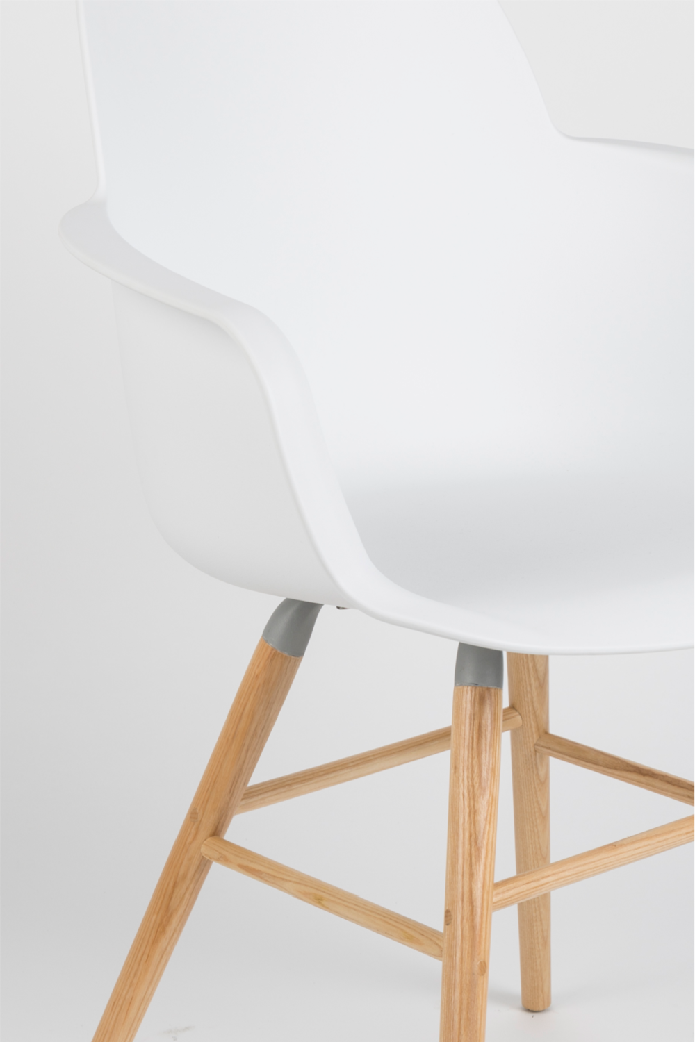 Shell Dining Armchairs (2) | Zuiver Albert Kuip | Oroa.com