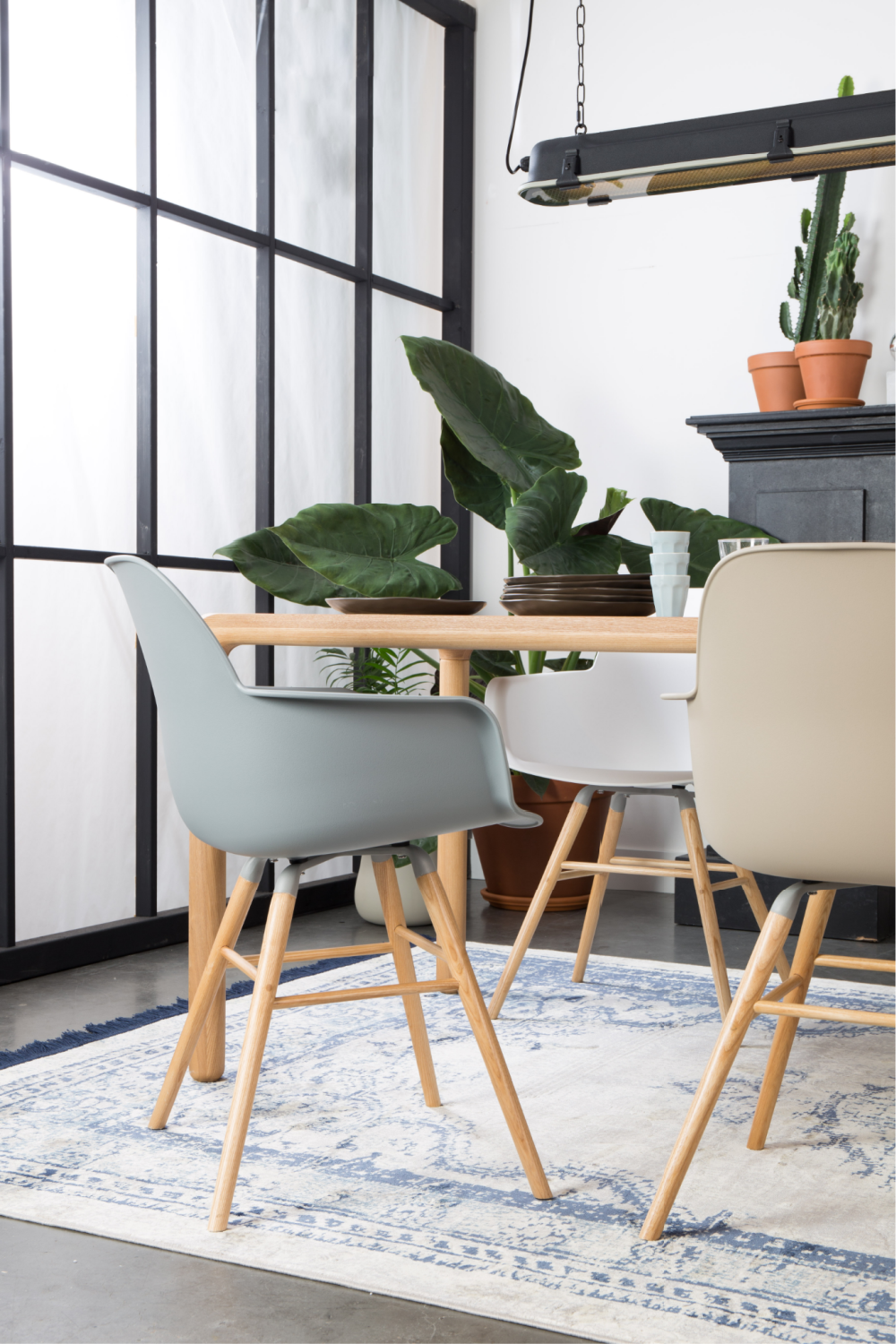 Shell Dining Armchairs (2) | Zuiver Albert Kuip | Oroa.com