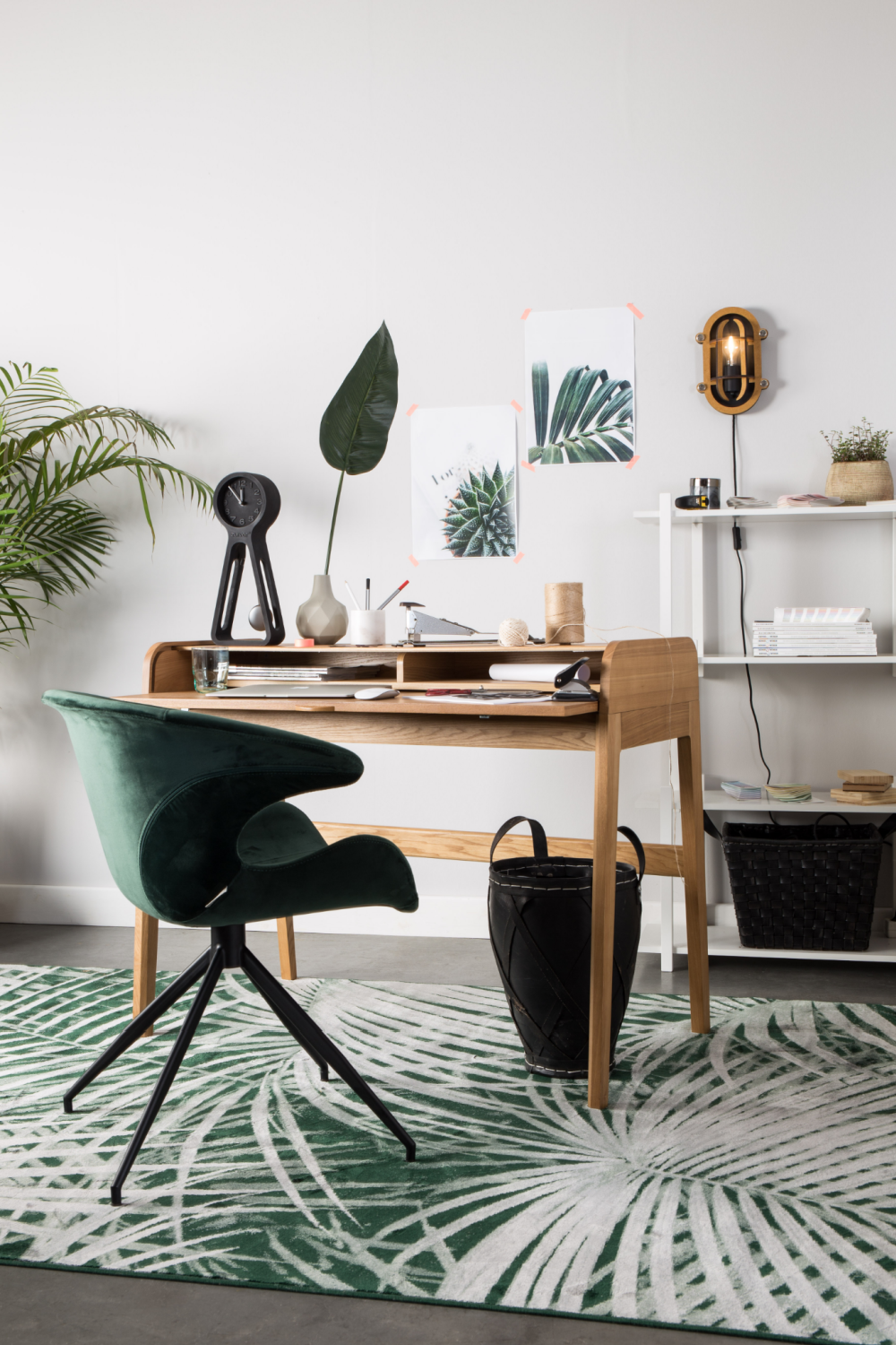 Bucket Seat Velvet Dining Armchairs (2) | Zuiver Mia | Oroa.com