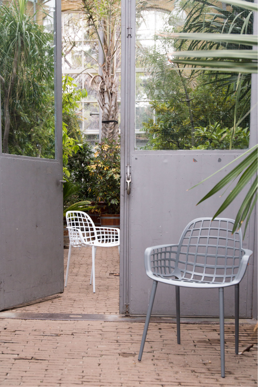 Aluminum Garden Dining Armchairs (2) | Zuiver Albert Kuip | Oroa.com