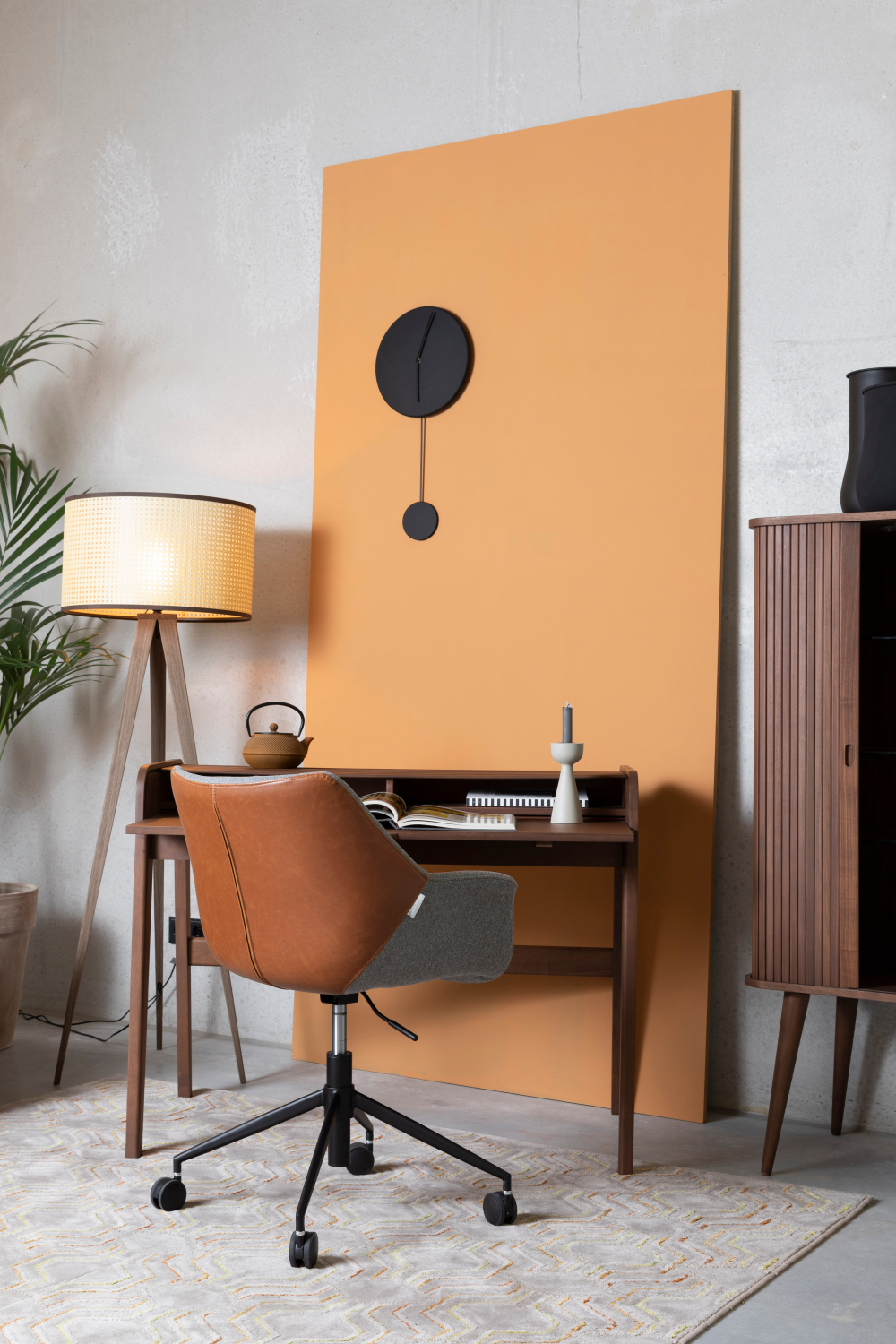 Vintage Brown Leather Office Chair | Zuiver Doulton | OROA.com