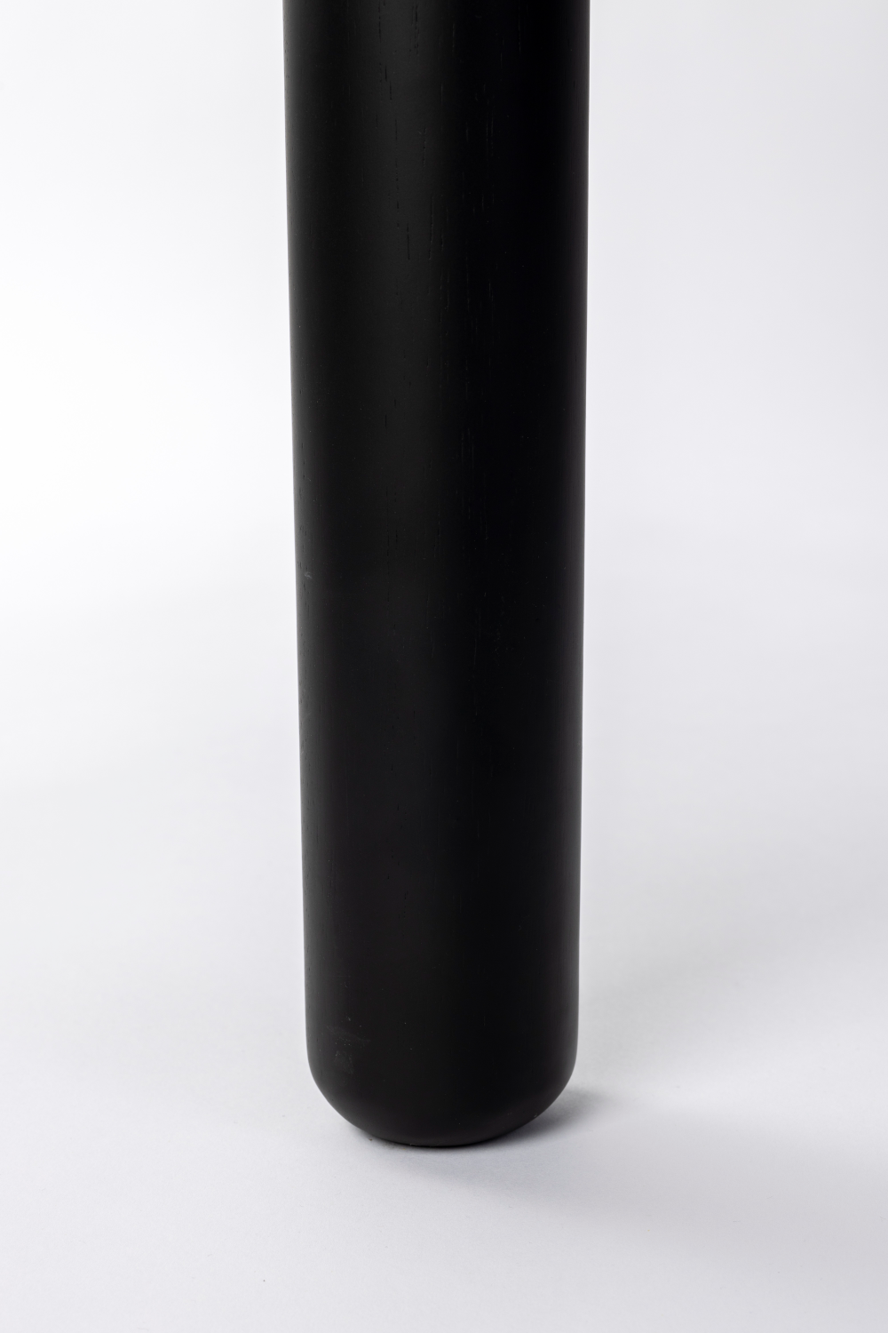 Oak V-Groove Dining Table | Zuiver Storm | Oroa.com