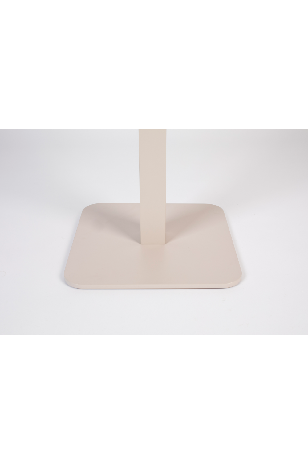 Square Garden Bistro Table | Zuiver Vondel | Oroa.com