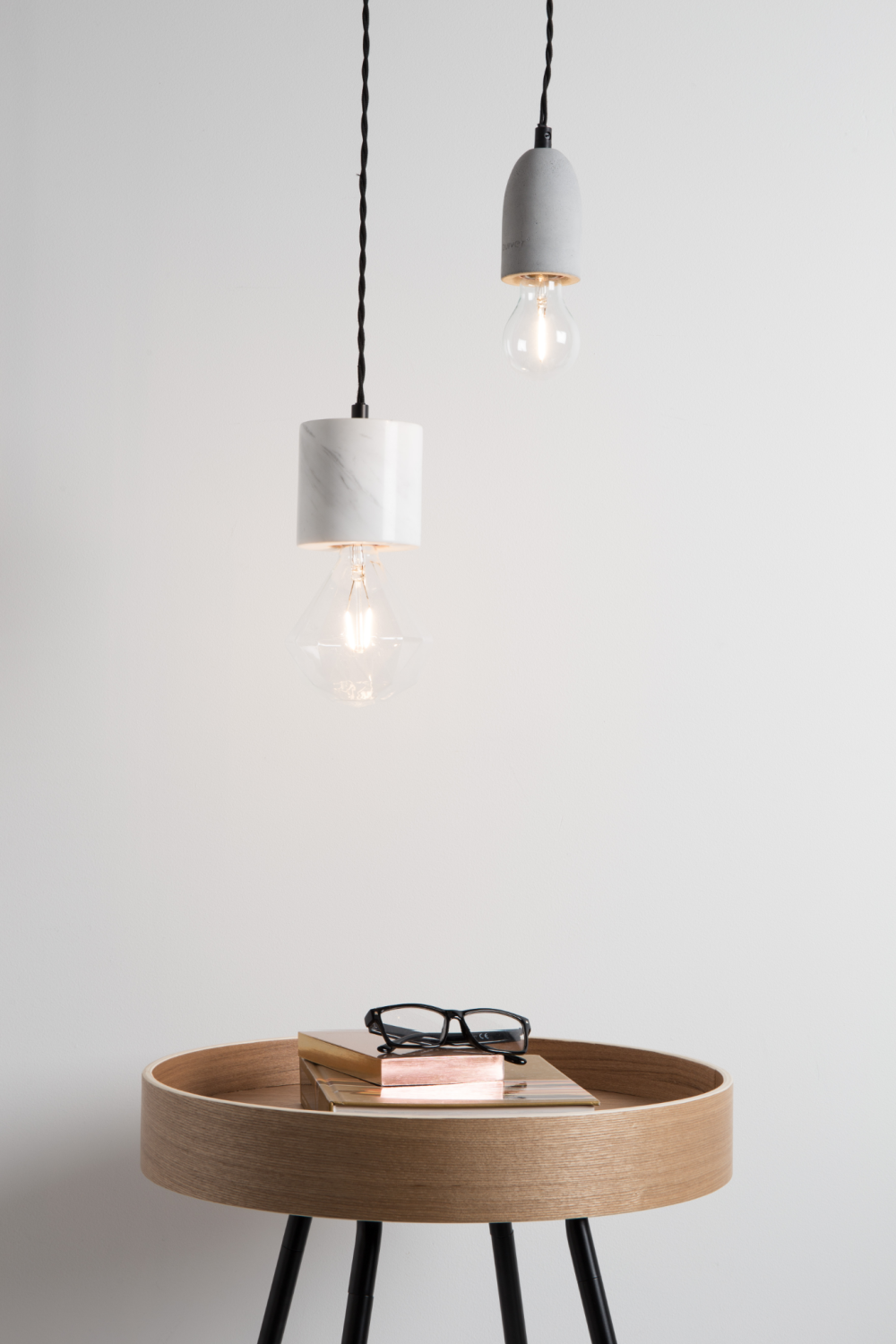 Removable Tray End Table | Zuiver Oak Tray | OROA.com