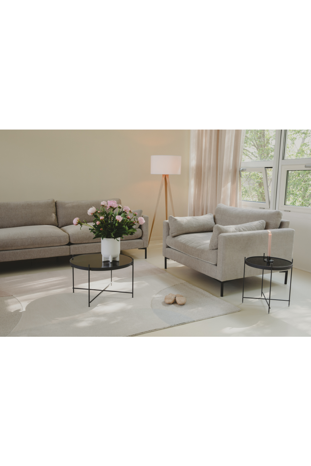 Round Framed Side Table (L) | Zuiver Cupid | OROA.com