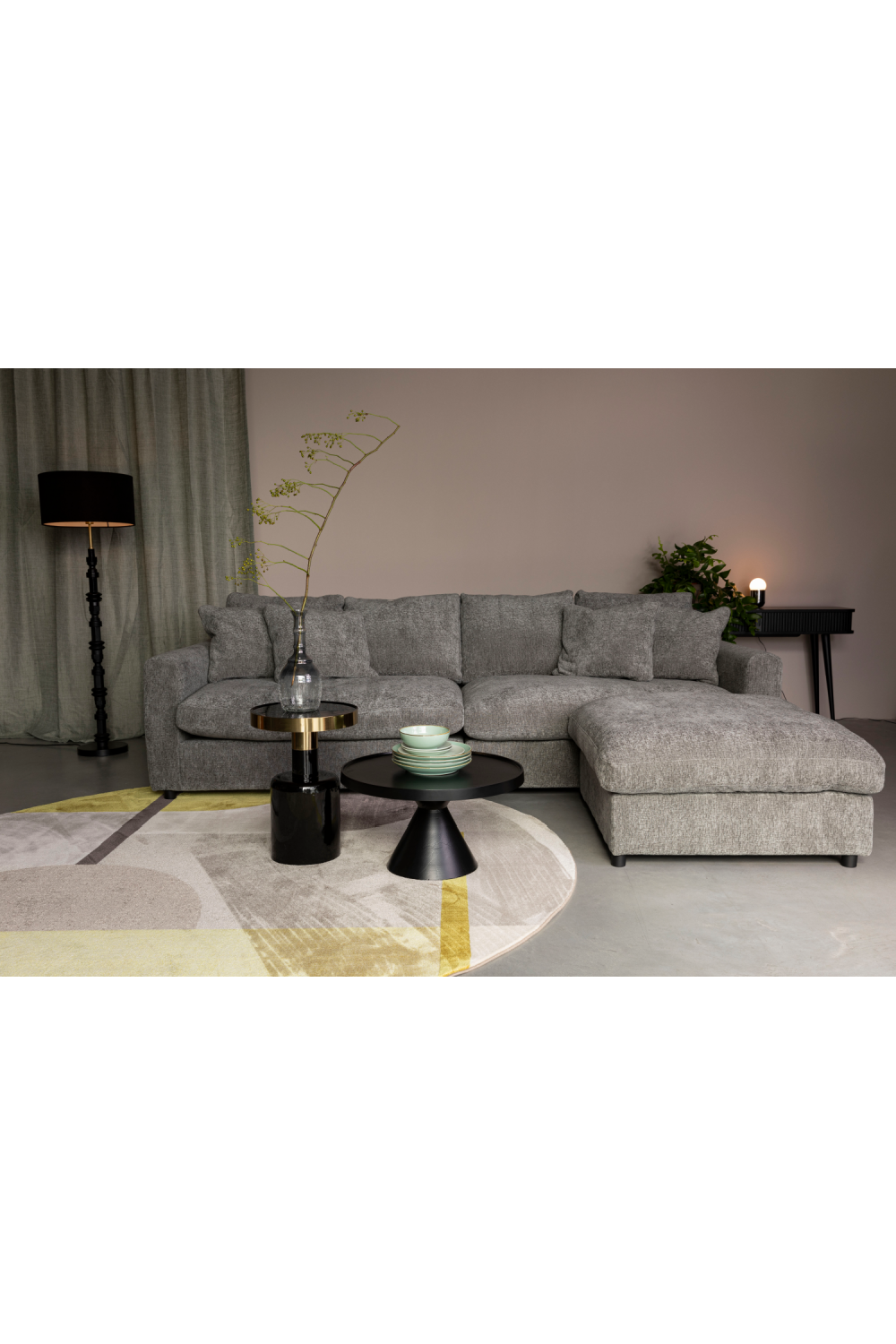 Conical Base Coffee Table | Zuiver Floss | Oroatrade