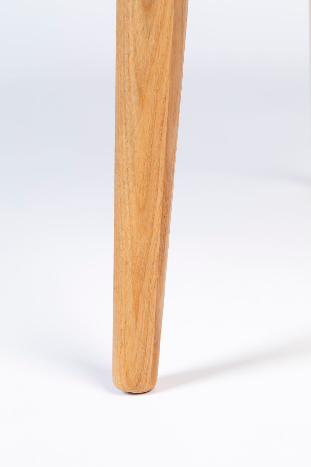 Modern Side Table | Zuiver Barbier | OROA.com