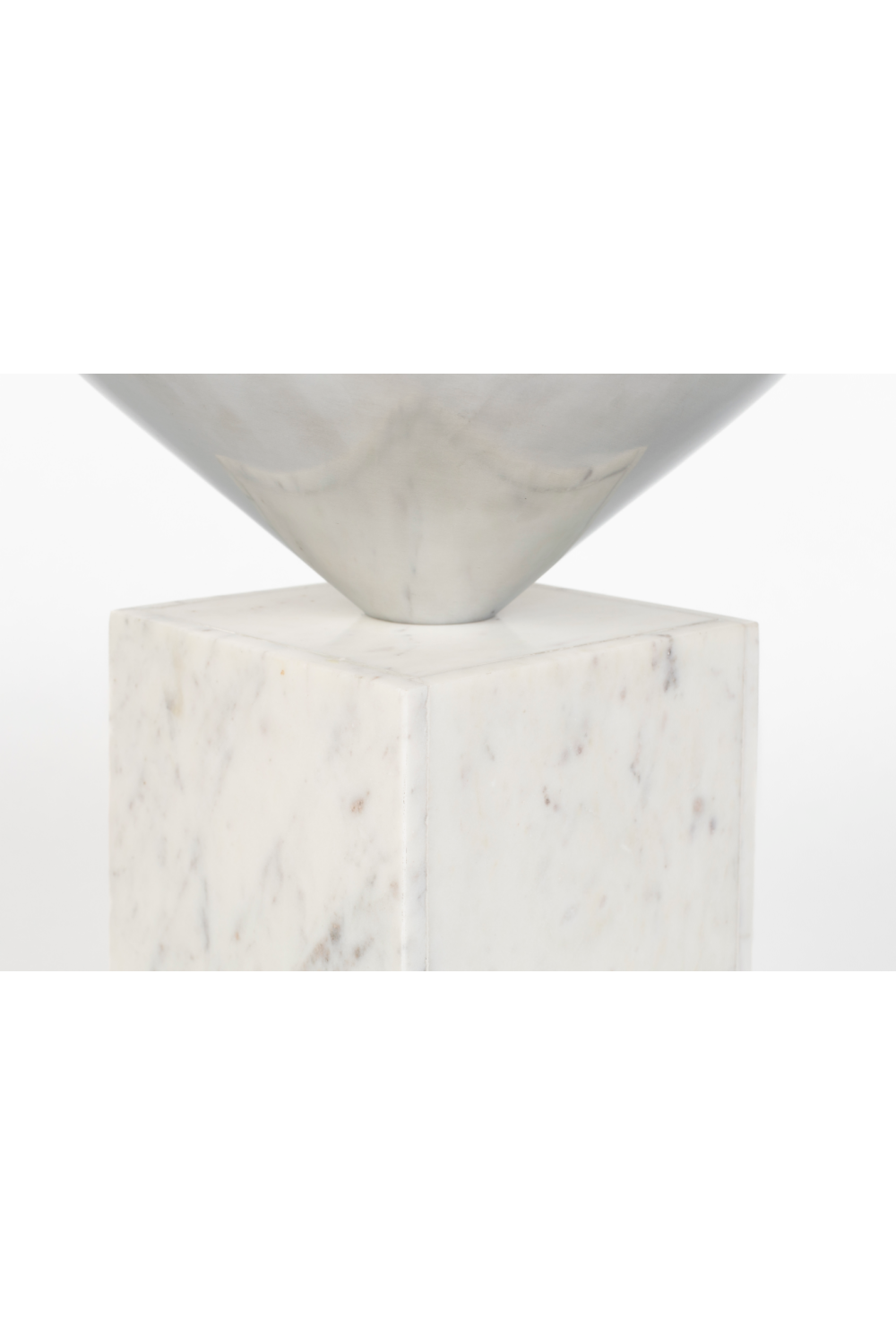 Marble Geometrical Side Table | Zuiver Pride | OROA.com