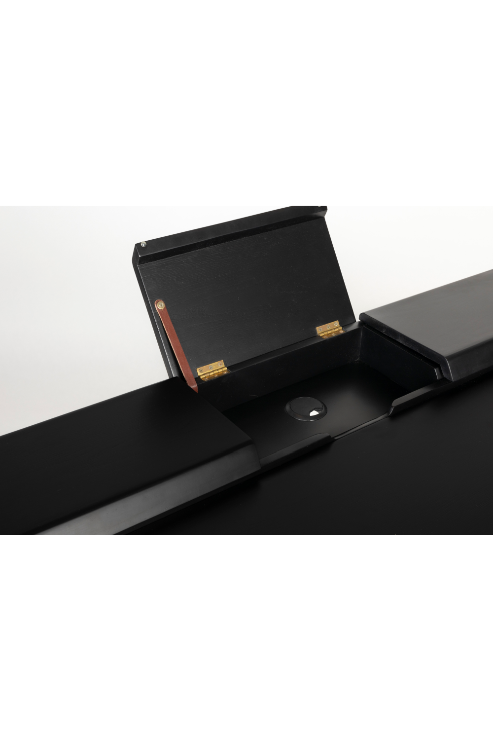 Oak Modern Desk | Zuiver Kaat | OROA.com